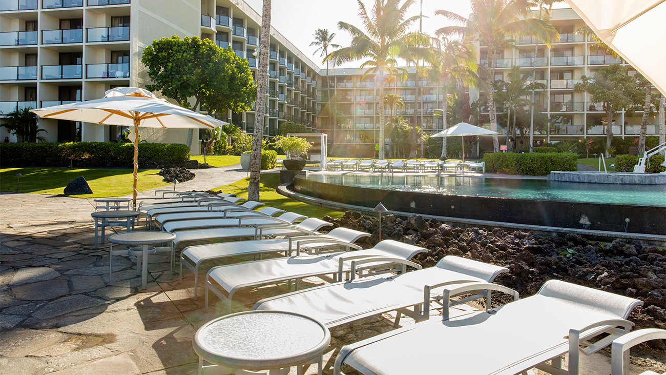 Outdoor Pool - Deck